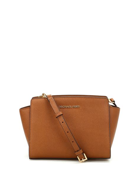 michael kors crossbody selma medium messenger|Selma Medium Saffiano Leather Crossbody Bag .